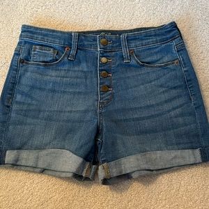 Forever 21 Jean shorts, size 28R, stretchy denim, fits size M